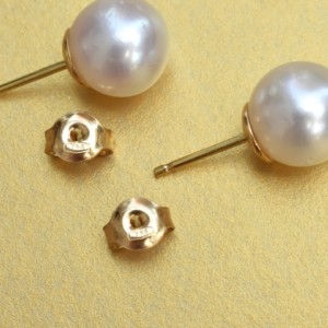 Autentici orecchini di perle Akoya AAAA in oro massiccio 18 Autentici orecchini di perle Akoya AAAA in oro massiccio 18